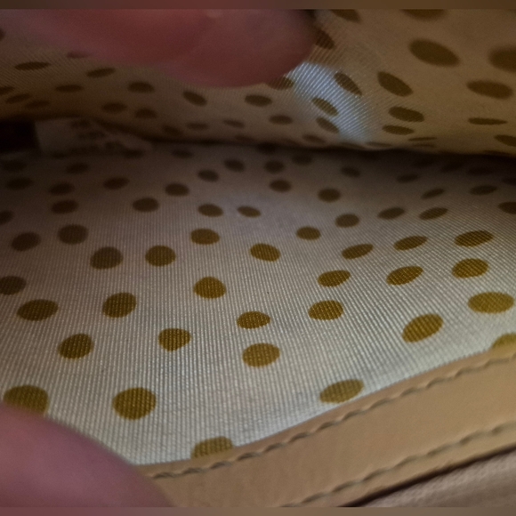 Kate Spade Apple Green Leather Wallet - Picture 5 of 11